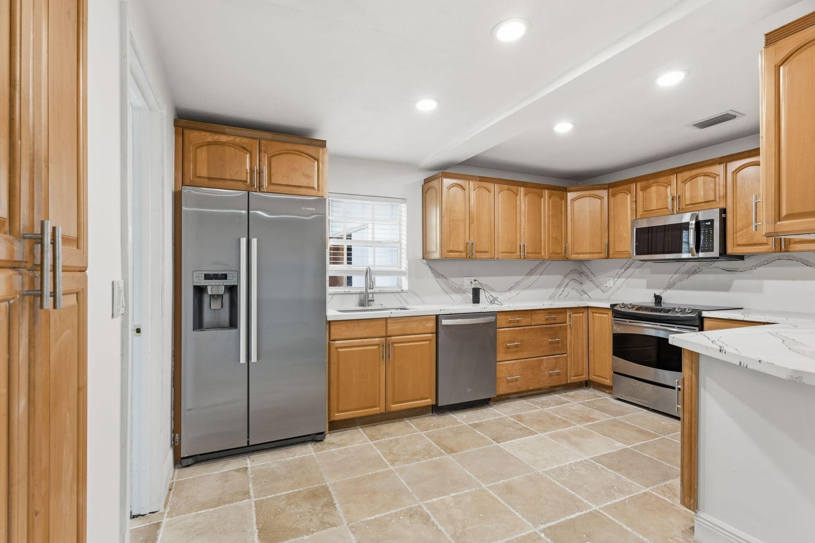 4793 Badger Avenue, West Palm Beach, FL 33417 photo 4