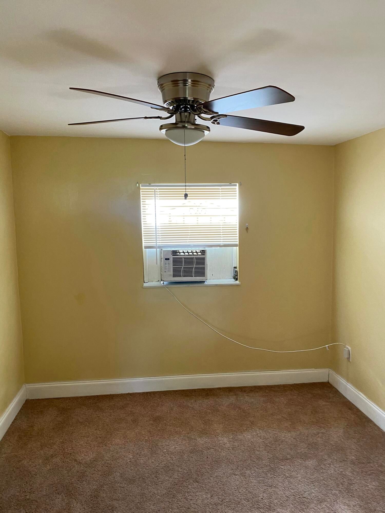 2466 NW 91st Street, Miami, FL 33147 photo 5