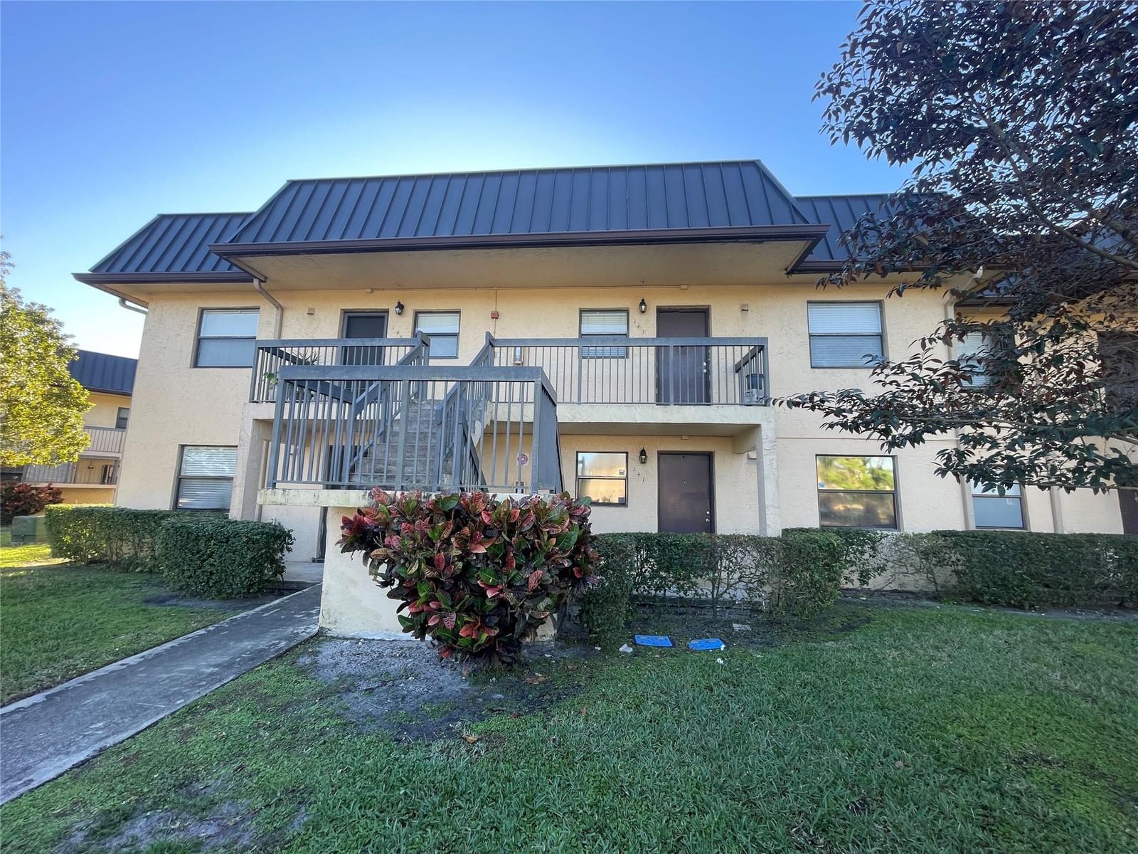 143 NW 93rd Avenue #202, Pembroke Pines, FL 33024 photo 2