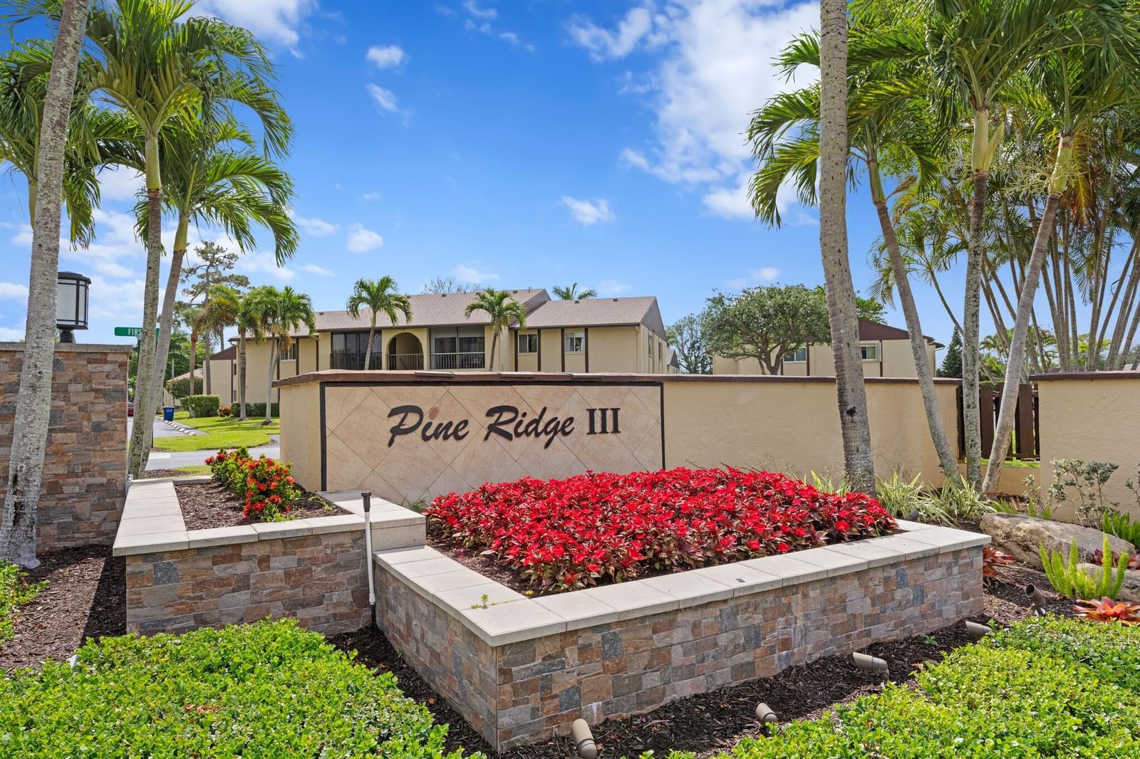 336 Pine Ridge Circle #B-1, Greenacres, FL 33463 photo 3