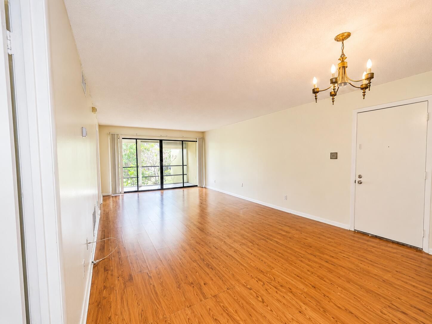 2050 Oleander Boulevard #4-206, Fort Pierce, FL 34950 photo 2