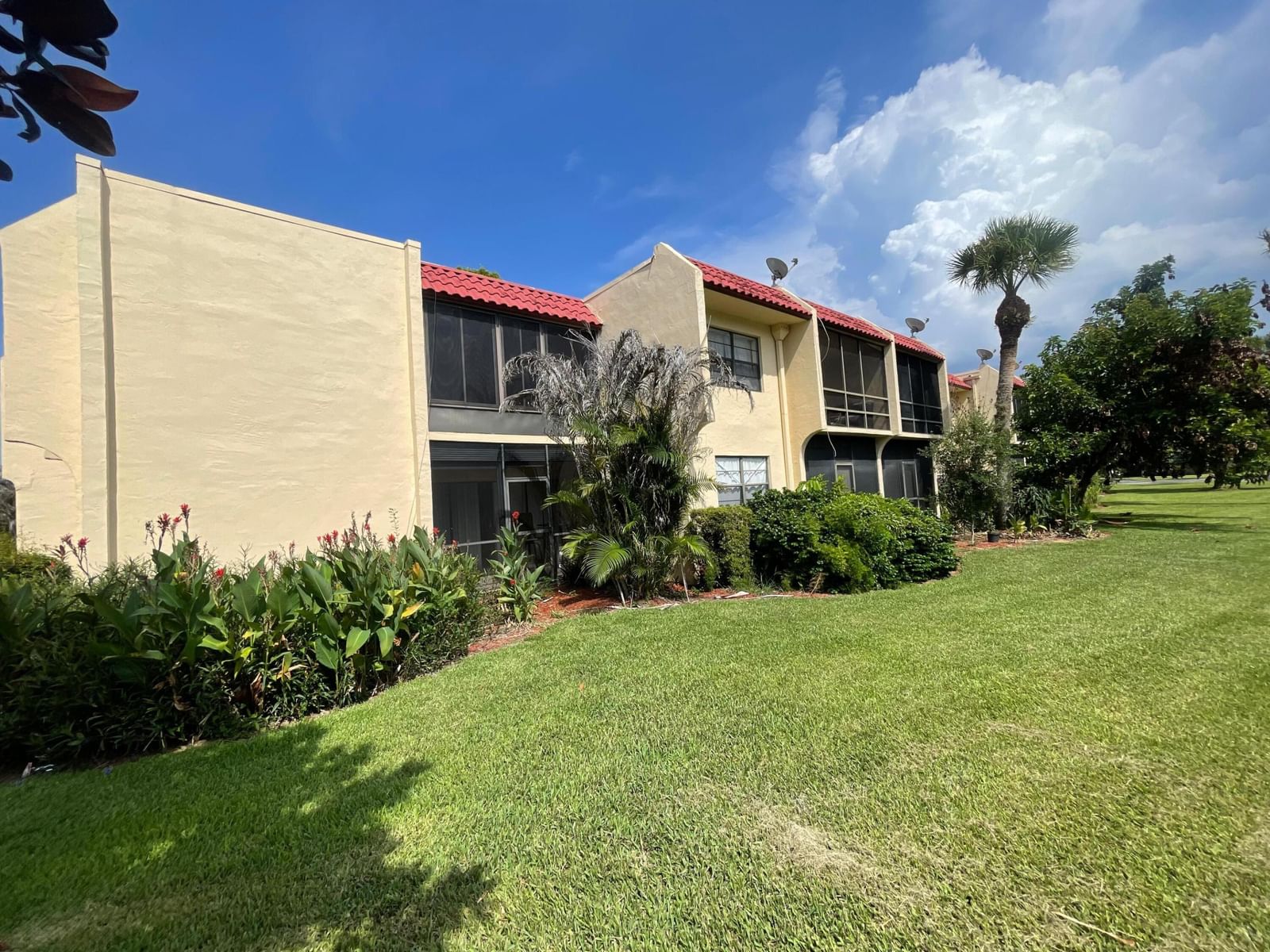 2050 Oleander Boulevard #4-206, Fort Pierce, FL 34950 photo 4