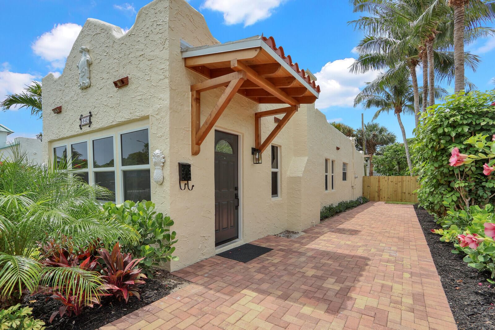 842 Selkirk Street, West Palm Beach, FL 33405 photo 5