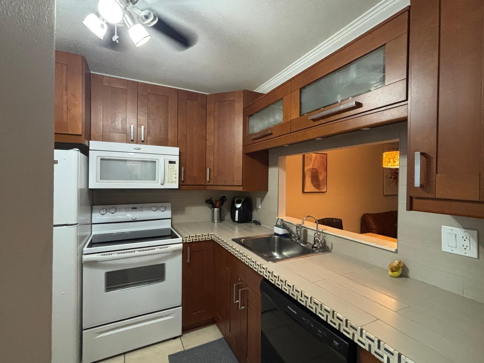5171 W Oakland Park Boulevard #308, Lauderdale Lakes, FL 33313 photo 5