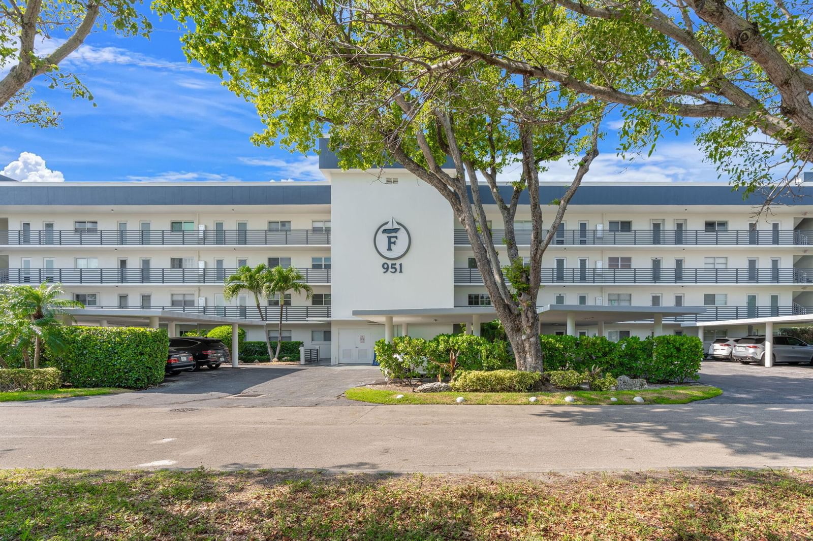 951 Spanish Circle #346, Delray Beach, FL 33483 photo 3