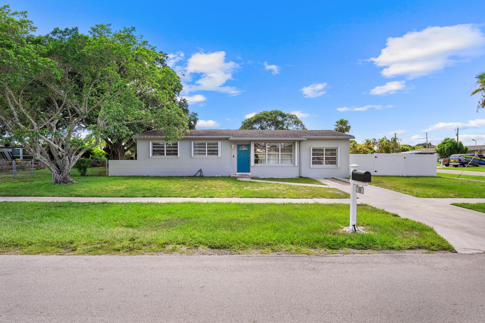 153 Abaco Drive, Palm Springs, FL 33461 photo 2