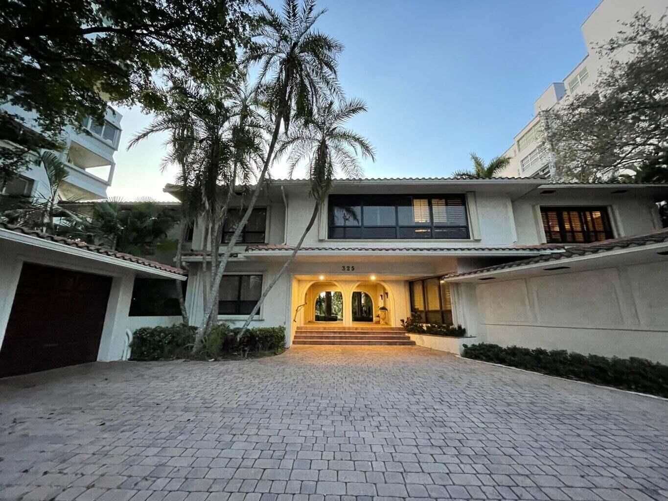 325 Sunset Drive #A, Fort Lauderdale, FL 33301 photo 2