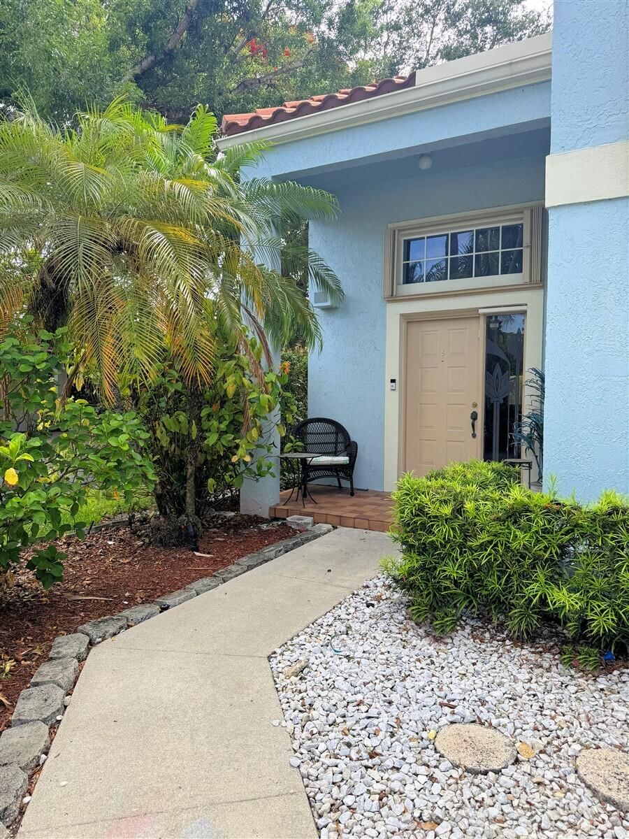 1020 NW 107th Avenue, Plantation, FL 33322 photo 4