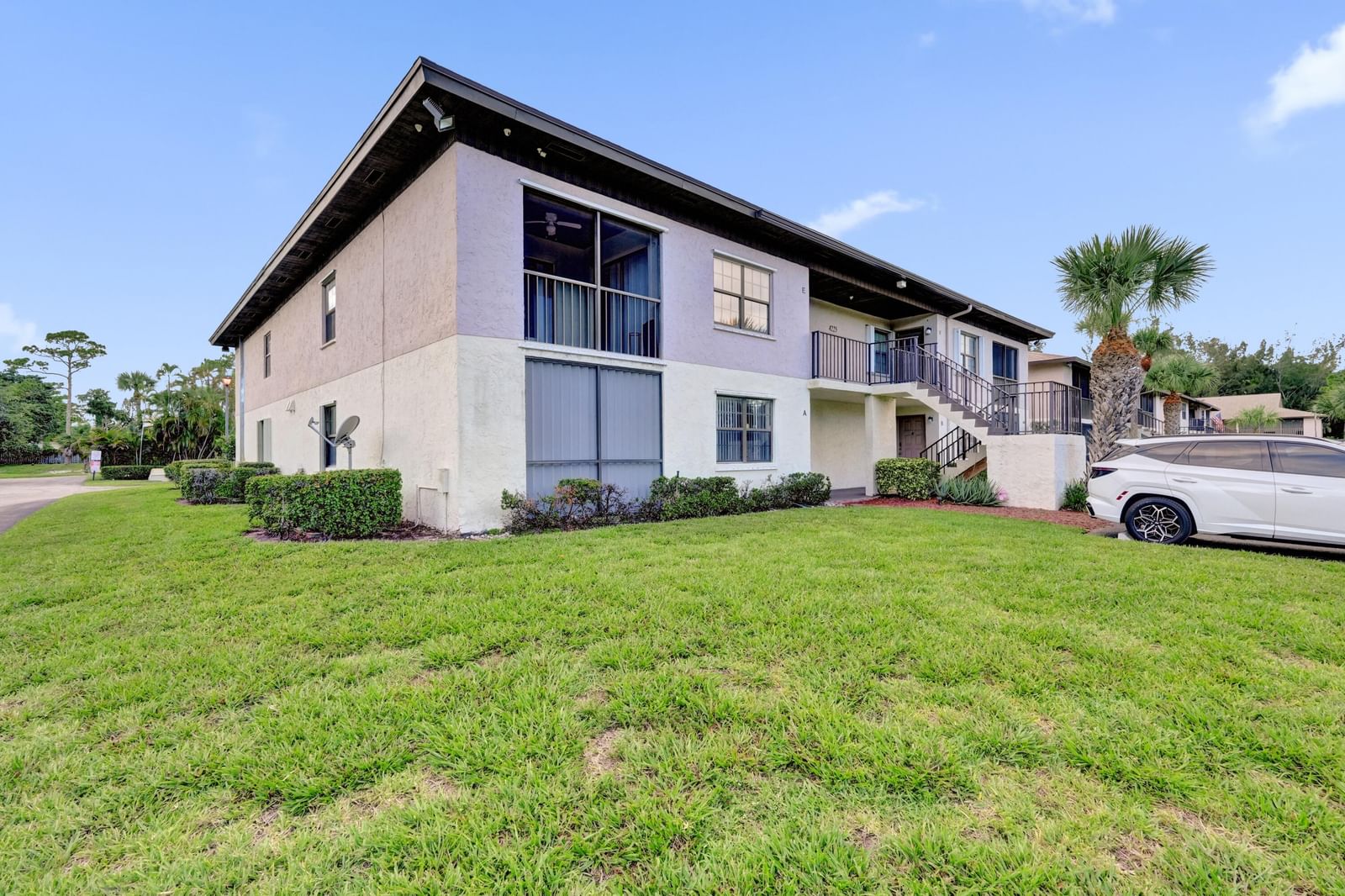 4225 S 57th Avenue #E, Greenacres, FL 33463 photo 2