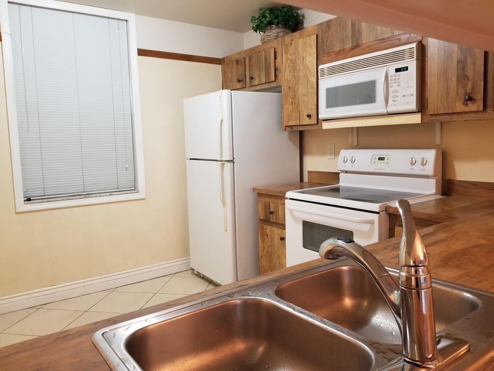 7500 NW 1st Court #102-3, Plantation, FL 33317 photo 2