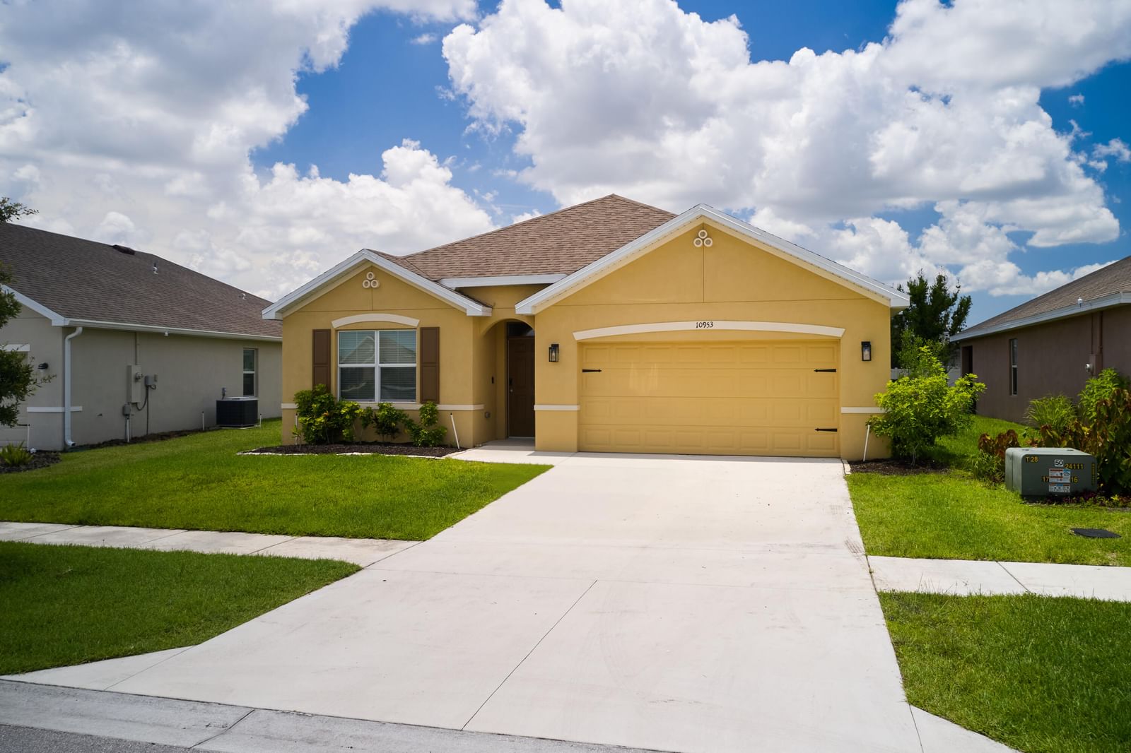 10953 SW Tessili Way, Port St Lucie, FL 34987 photo 2