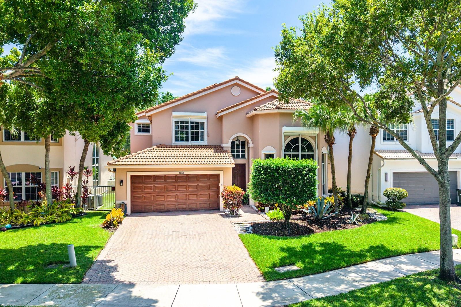 4858 S Classical Boulevard, Delray Beach, FL 33445 photo 2