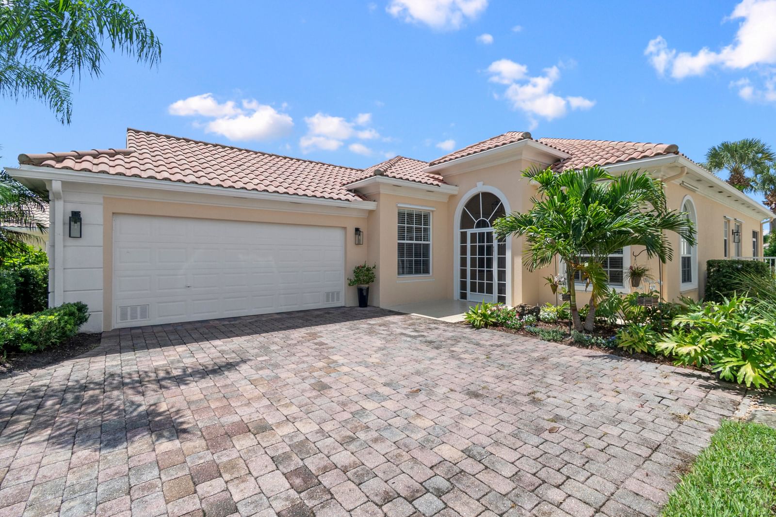 8186 Laborie Lane, Wellington, FL 33414 photo 2