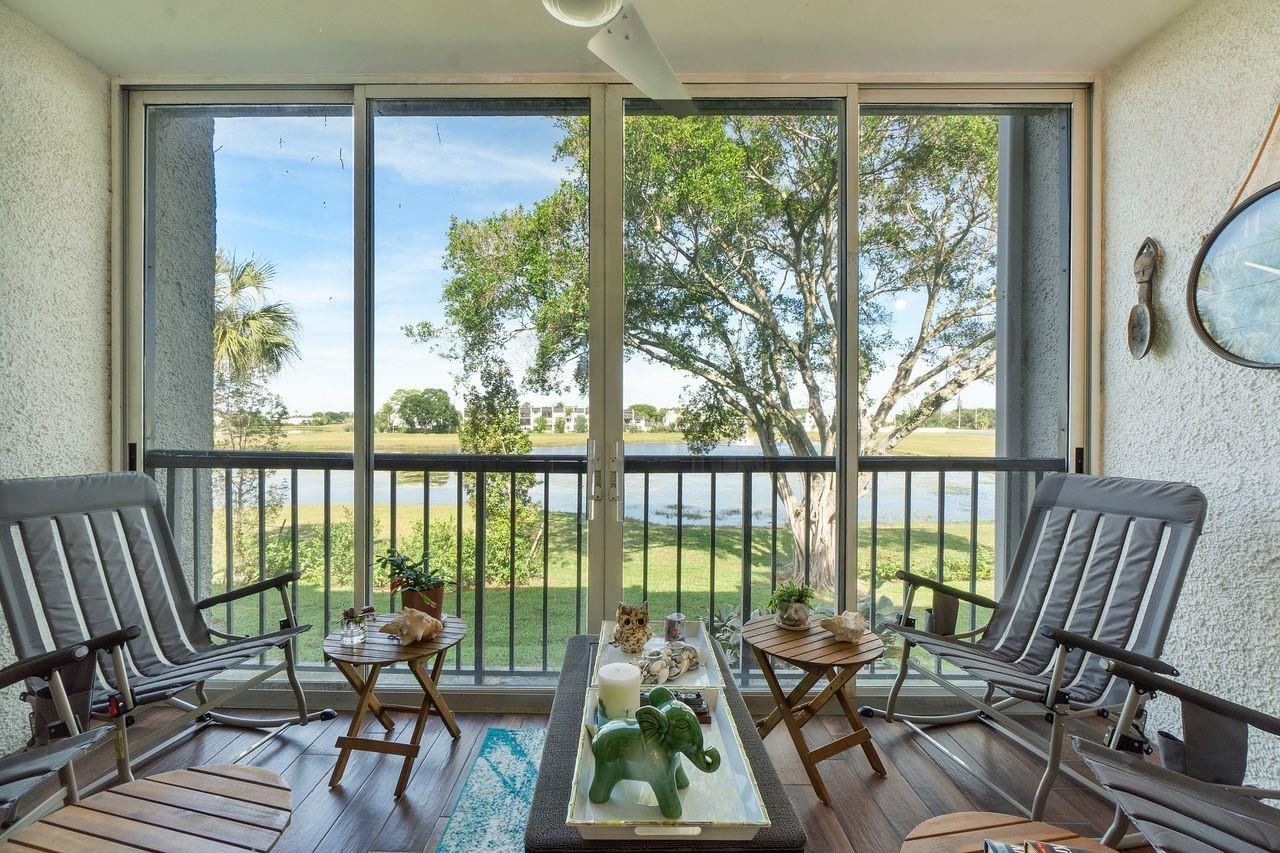 4832 Esedra Court #206, Lake Worth, FL 33467 photo 2