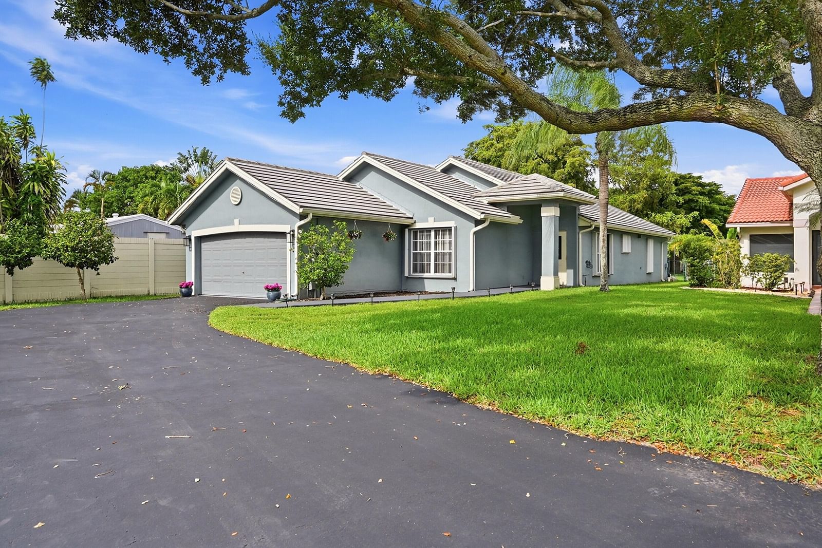 12445 SW 7th Place, Davie, FL 33325 photo 4