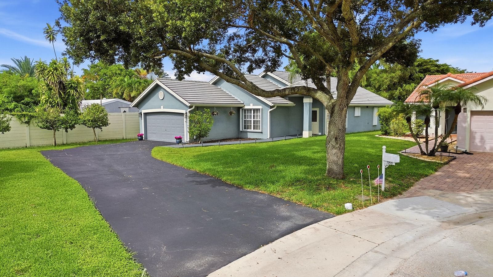 12445 SW 7th Place, Davie, FL 33325 photo 5