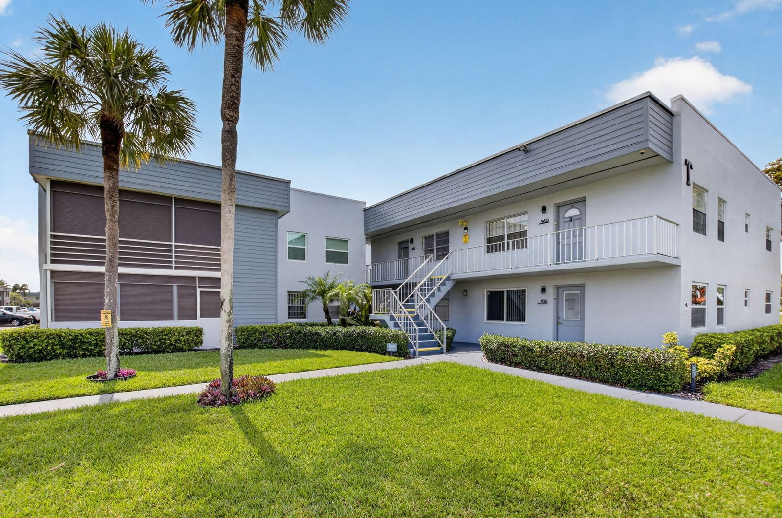 955 Normandy Trail, Delray Beach, FL 33484 photo 2