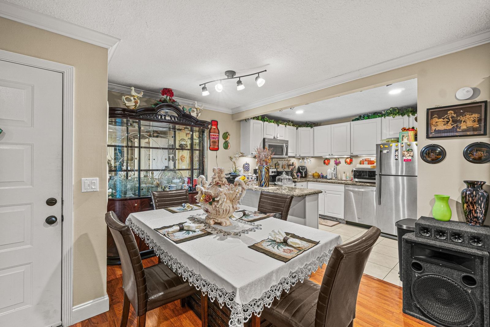 526 Shady Pine Way #D2, Greenacres, FL 33415 photo 4