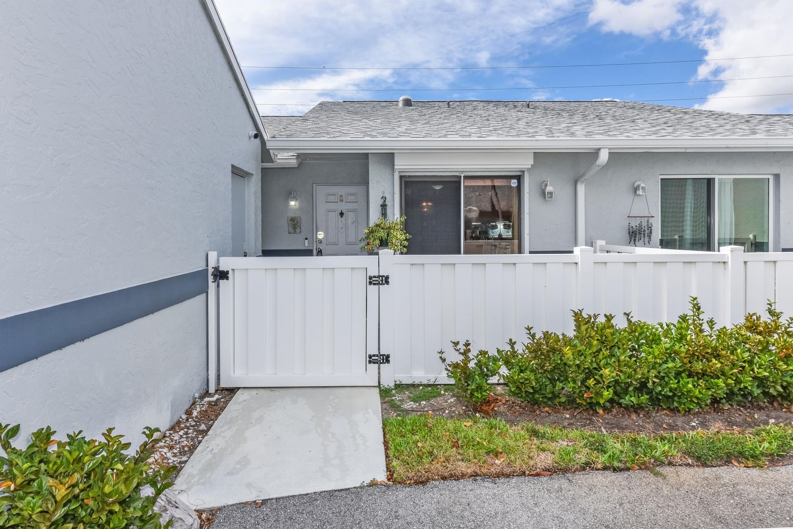 2641 W Gately Drive W #1702, West Palm Beach, FL 33415 photo 4