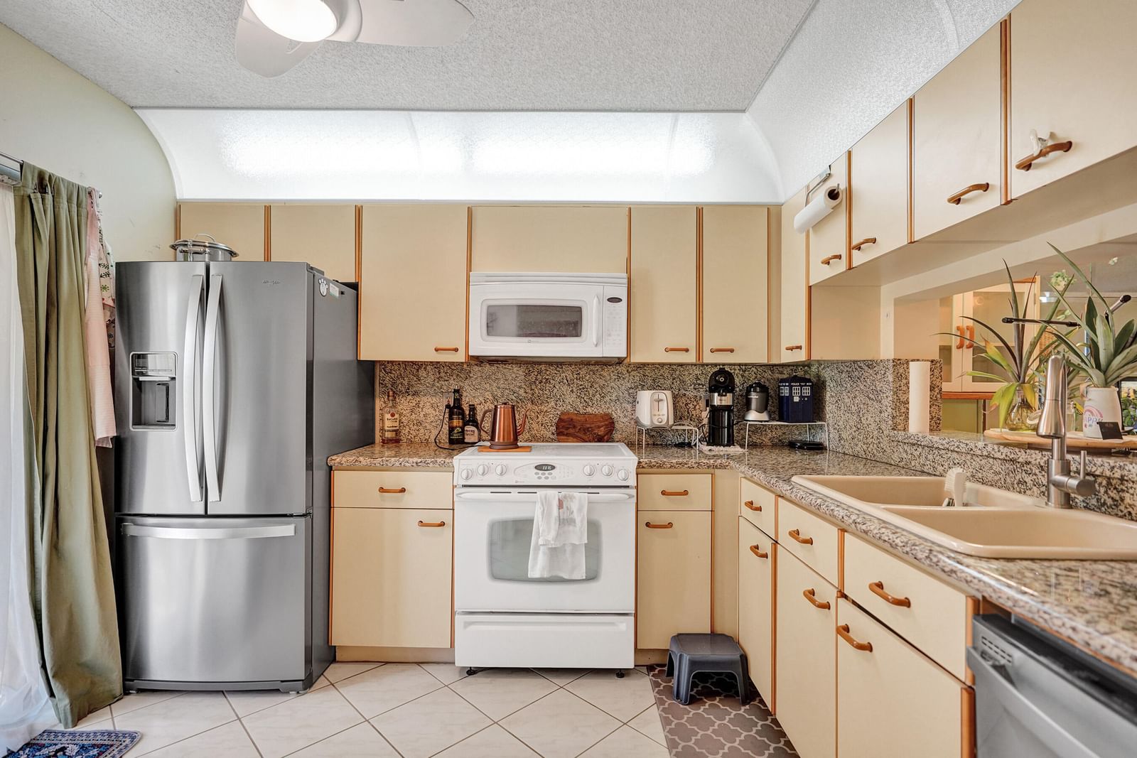 5201 W Club Circle #103, Boca Raton, FL 33431 photo 5