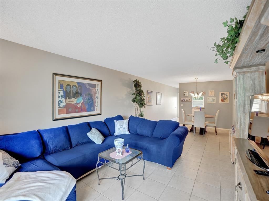 2003 Granada Drive #C4, Coconut Creek, FL 33066 photo 2