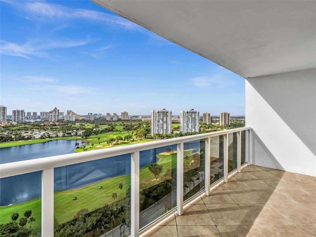 3675 N Country Club Drive #2405, Aventura, FL 33180 photo 3