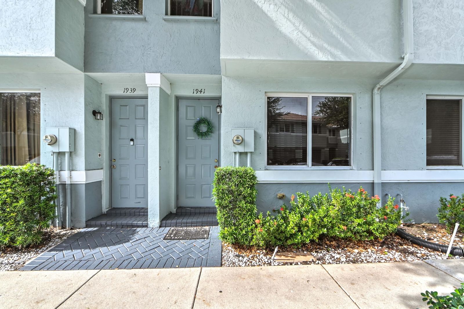 1941 Gardenia Court, Riviera Beach, FL 33404 photo 2