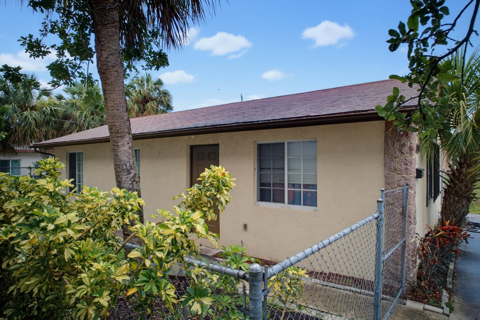 1525 W 17th Street, Riviera Beach, FL 33404 photo 3