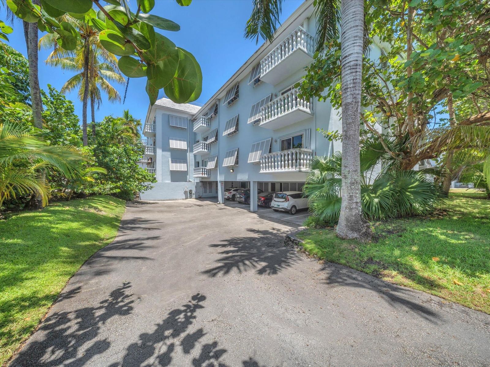 1150 Madruga Avenue #C302, Miami, FL 33146 photo 2