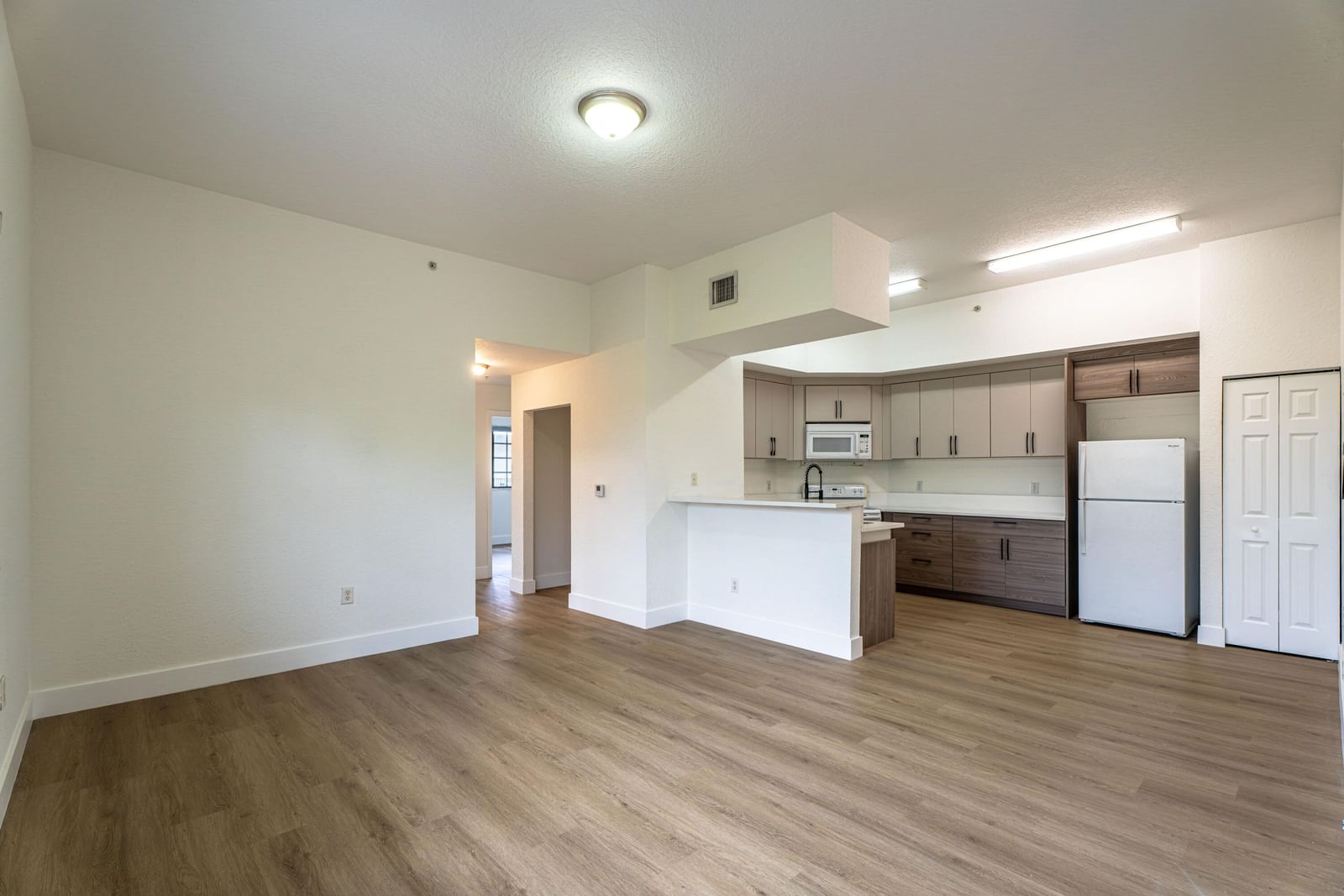 2801 Riverside Drive #301-s, Coral Springs, FL 33065 photo 3