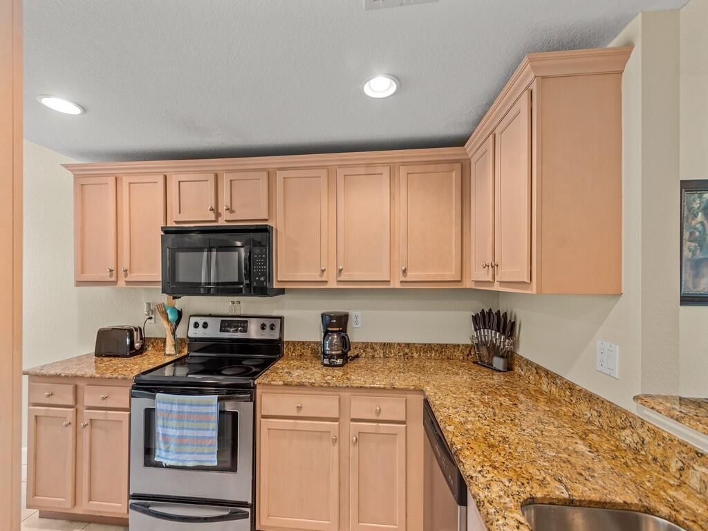 4210 Gator Trace Avenue #B, Fort Pierce, FL 34982 photo 5