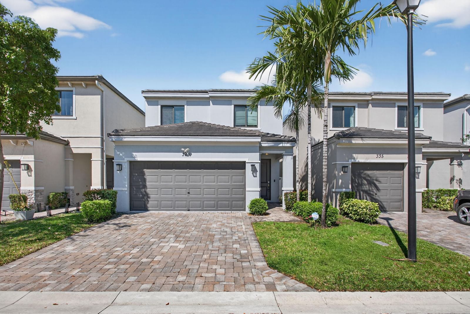 325 NW 33rd Lane, Pompano Beach, FL 33069 photo 2