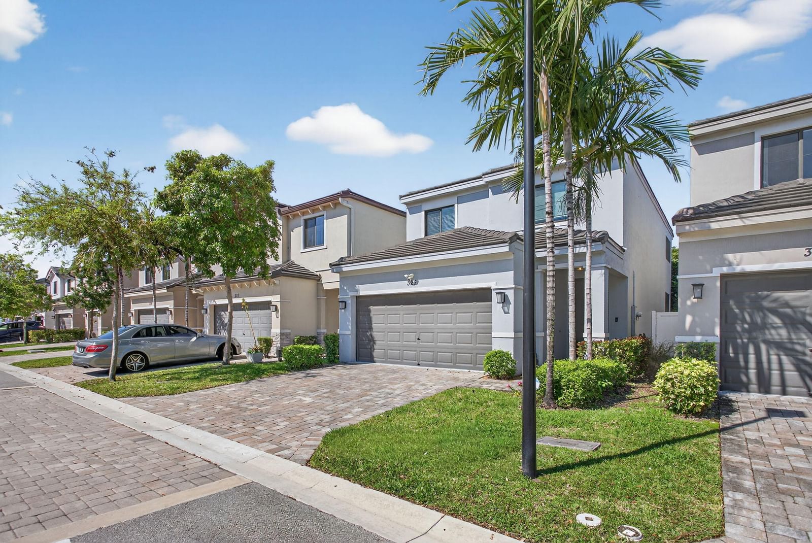 325 NW 33rd Lane, Pompano Beach, FL 33069 photo 3