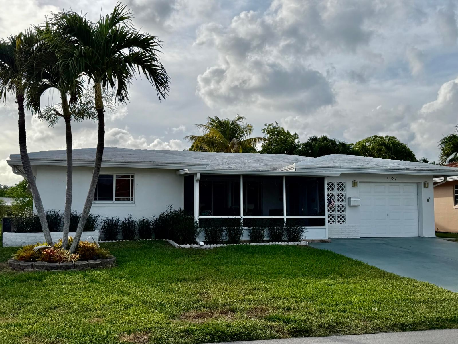 4927 NW 47th Terrace, Tamarac, FL 33319 photo 2