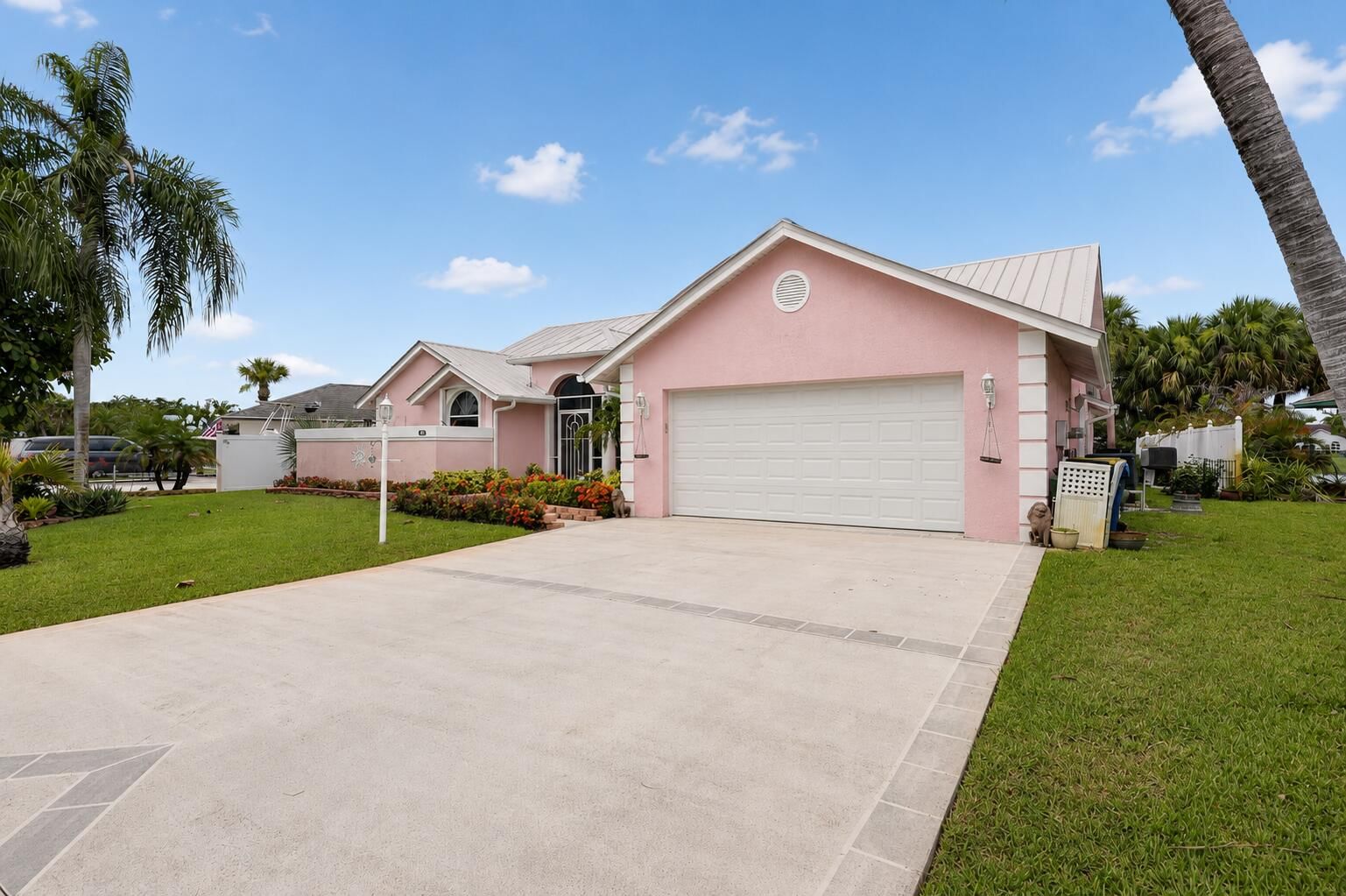 1921 NE Acapulco Drive, Jensen Beach, FL 34957 photo 2