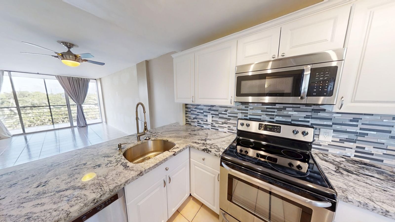 108 Royal Park Drive #Unit 4E, Oakland Park, FL 33309 photo 2