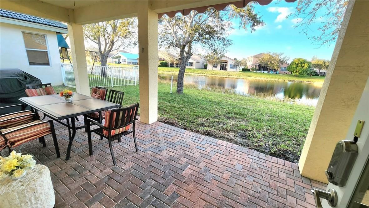 1807 SW Jamesport Drive, Port St Lucie, FL 34953 photo 3