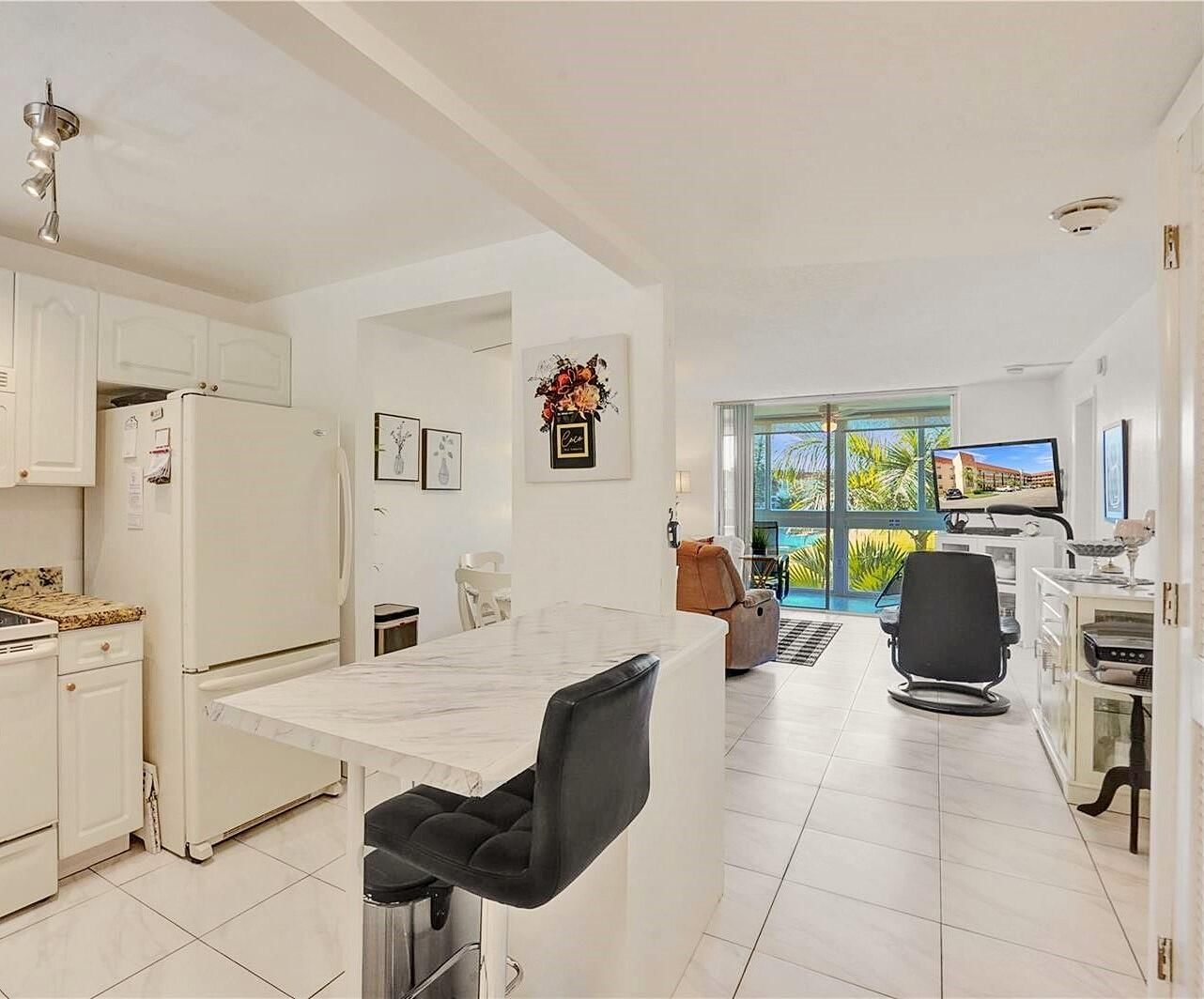 2801 N Pine Island Road #204, Sunrise, FL 33322 photo 5