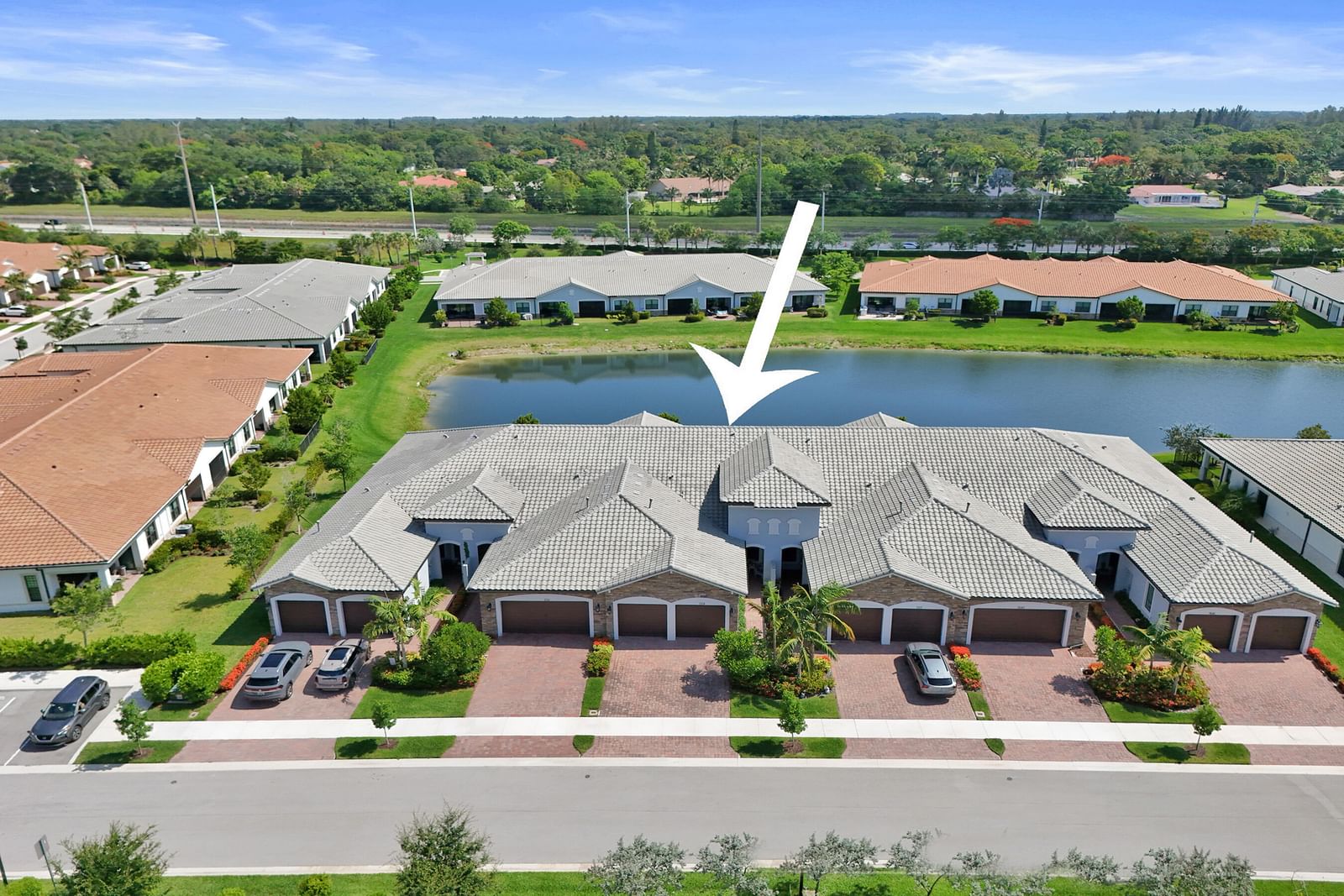 7719 S Blue Spring Drive, Parkland, FL 33067 photo 2