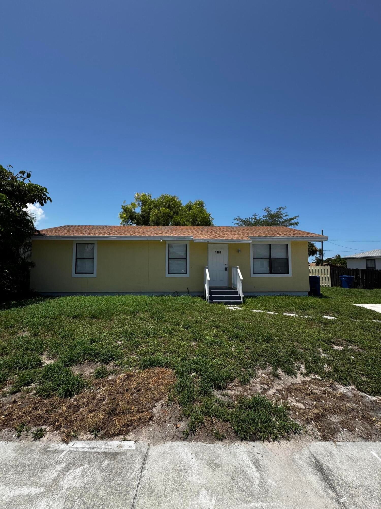 1464 W 32nd Street, Riviera Beach, FL 33404 photo 3