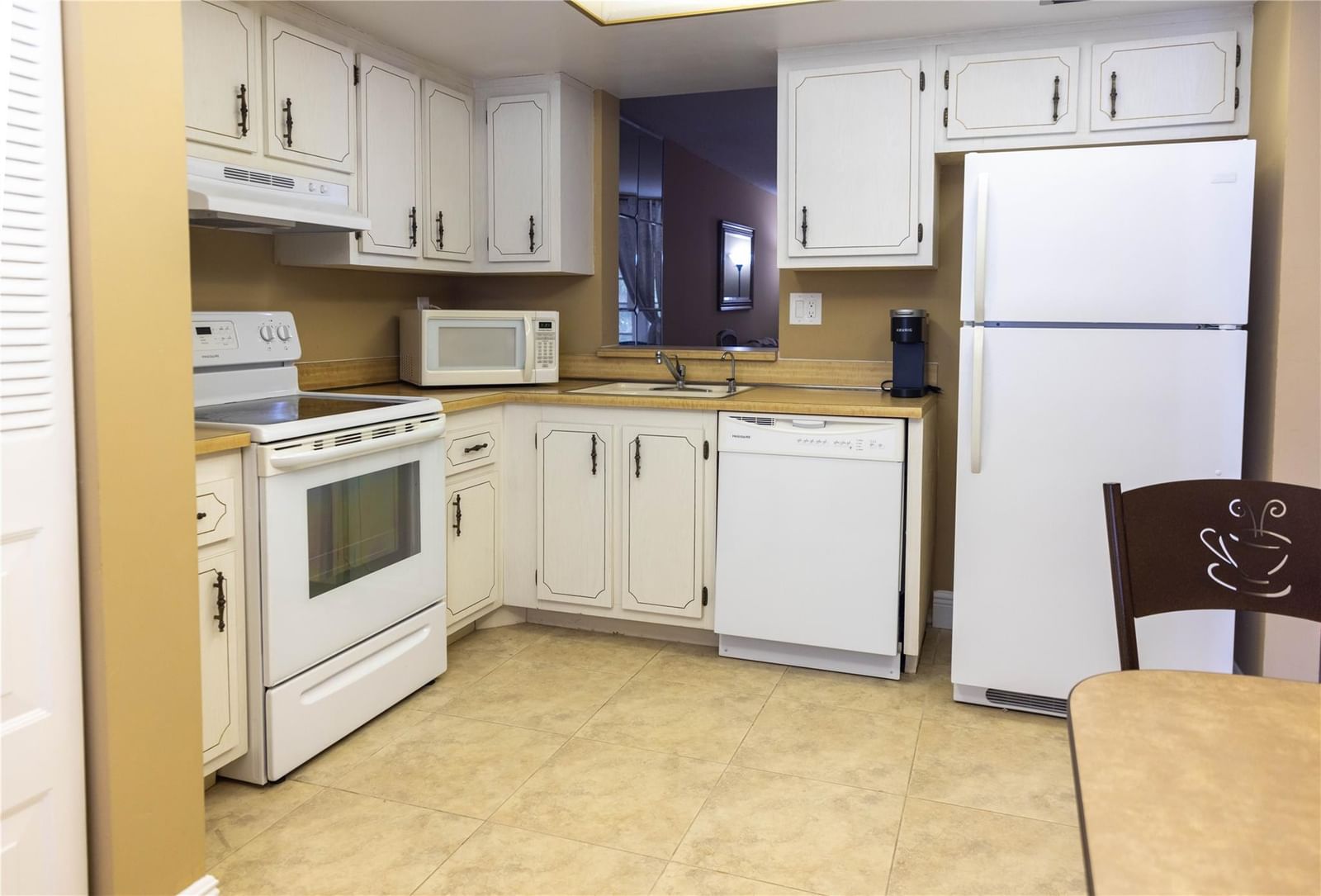 7680 NW 18th Street #406, Margate, FL 33063 photo 4