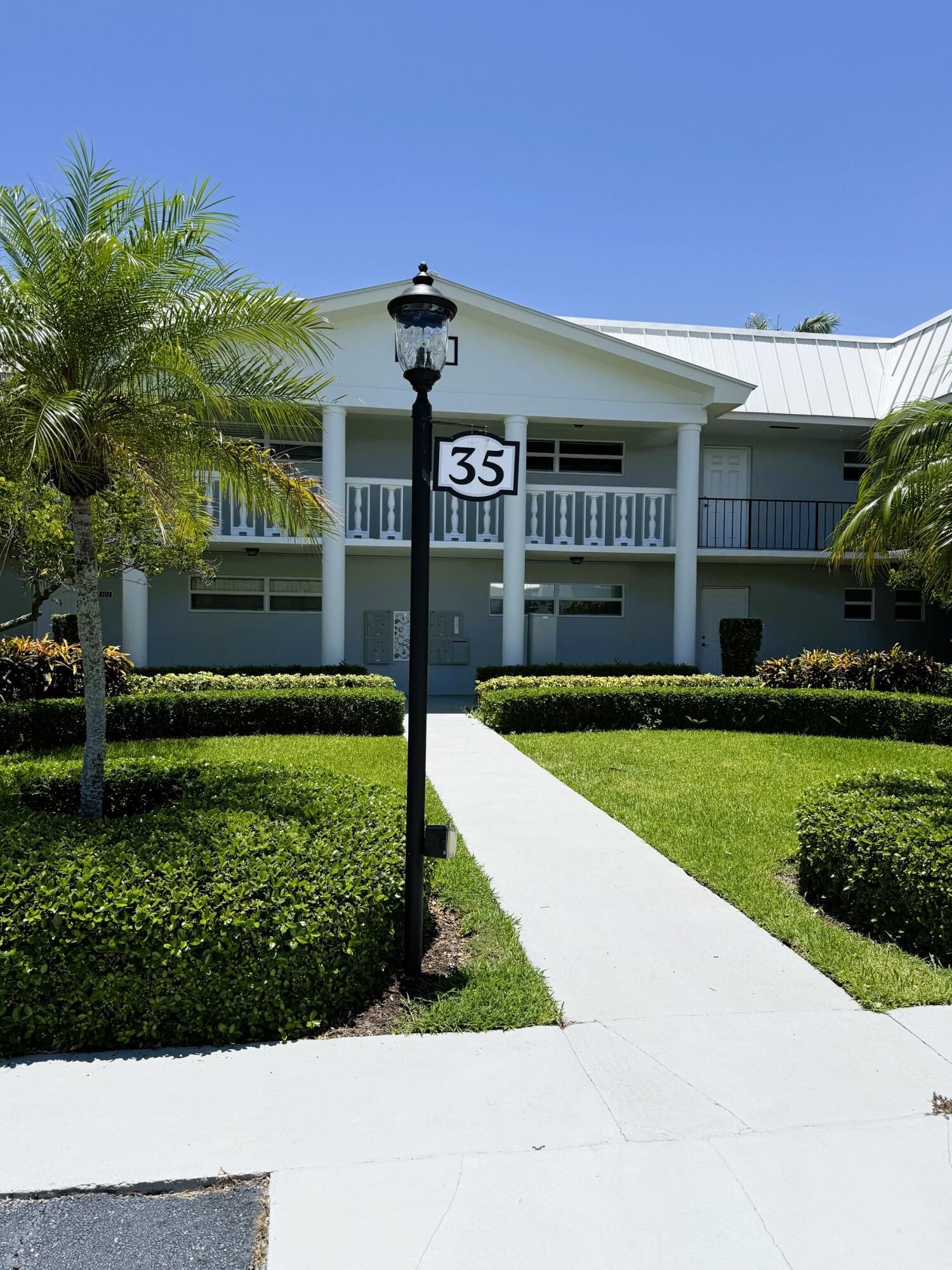 35 Colonial Club Drive #203, Boynton Beach, FL 33435 photo 2