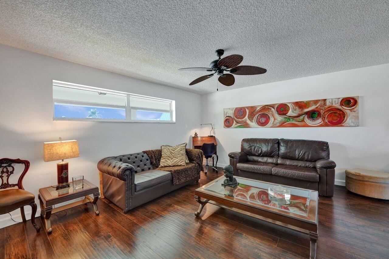 35 Colonial Club Drive #203, Boynton Beach, FL 33435 photo 4