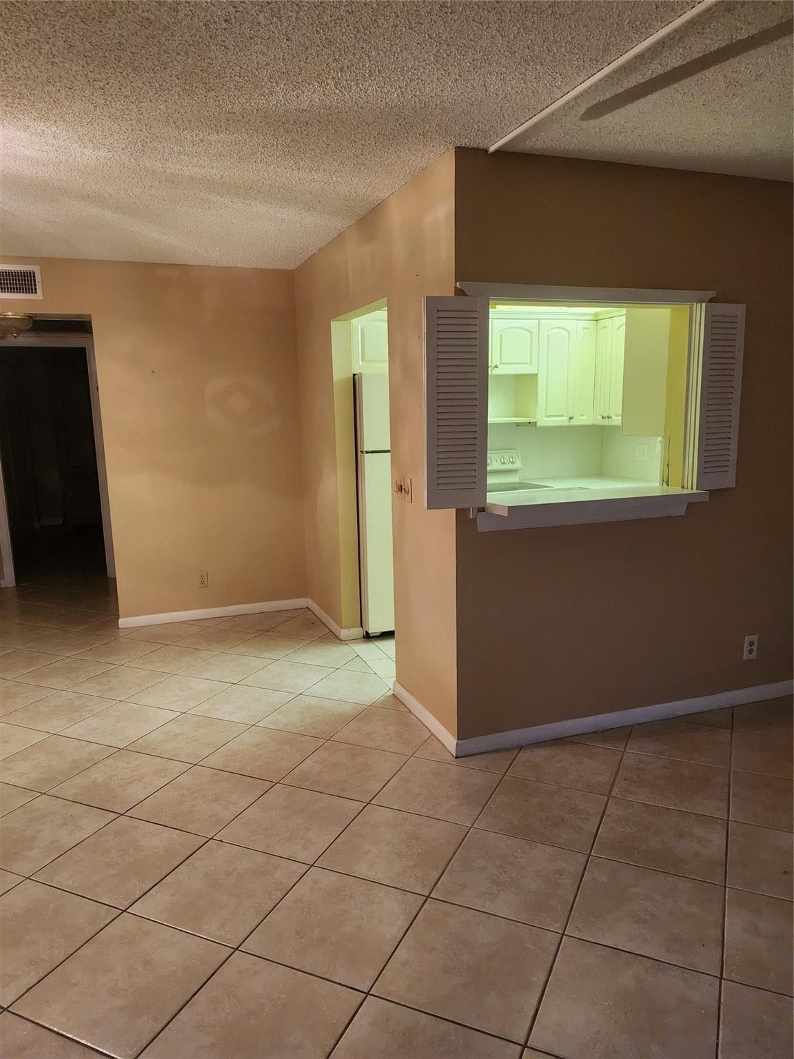 104 Westbury E, Deerfield Beach, FL 33442 photo 5