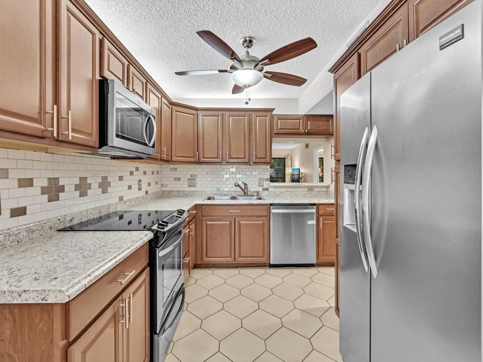 10143 Mangrove Drive #203, Boynton Beach, FL 33437 photo 3