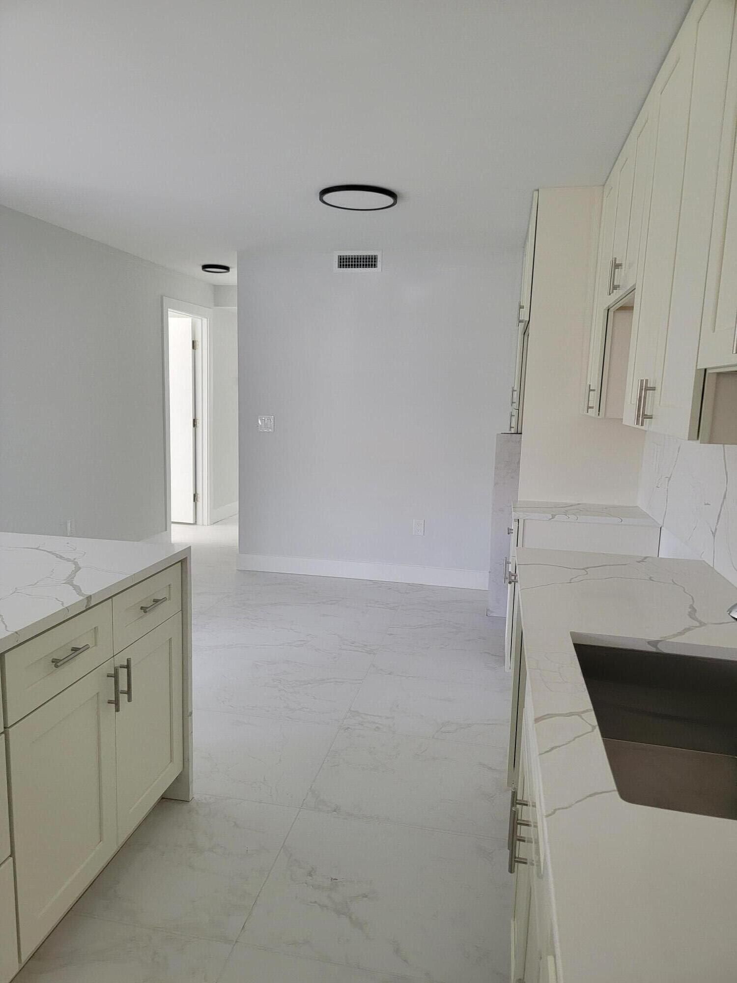 240 SW 7th Street #9, Boca Raton, FL 33432 photo 4
