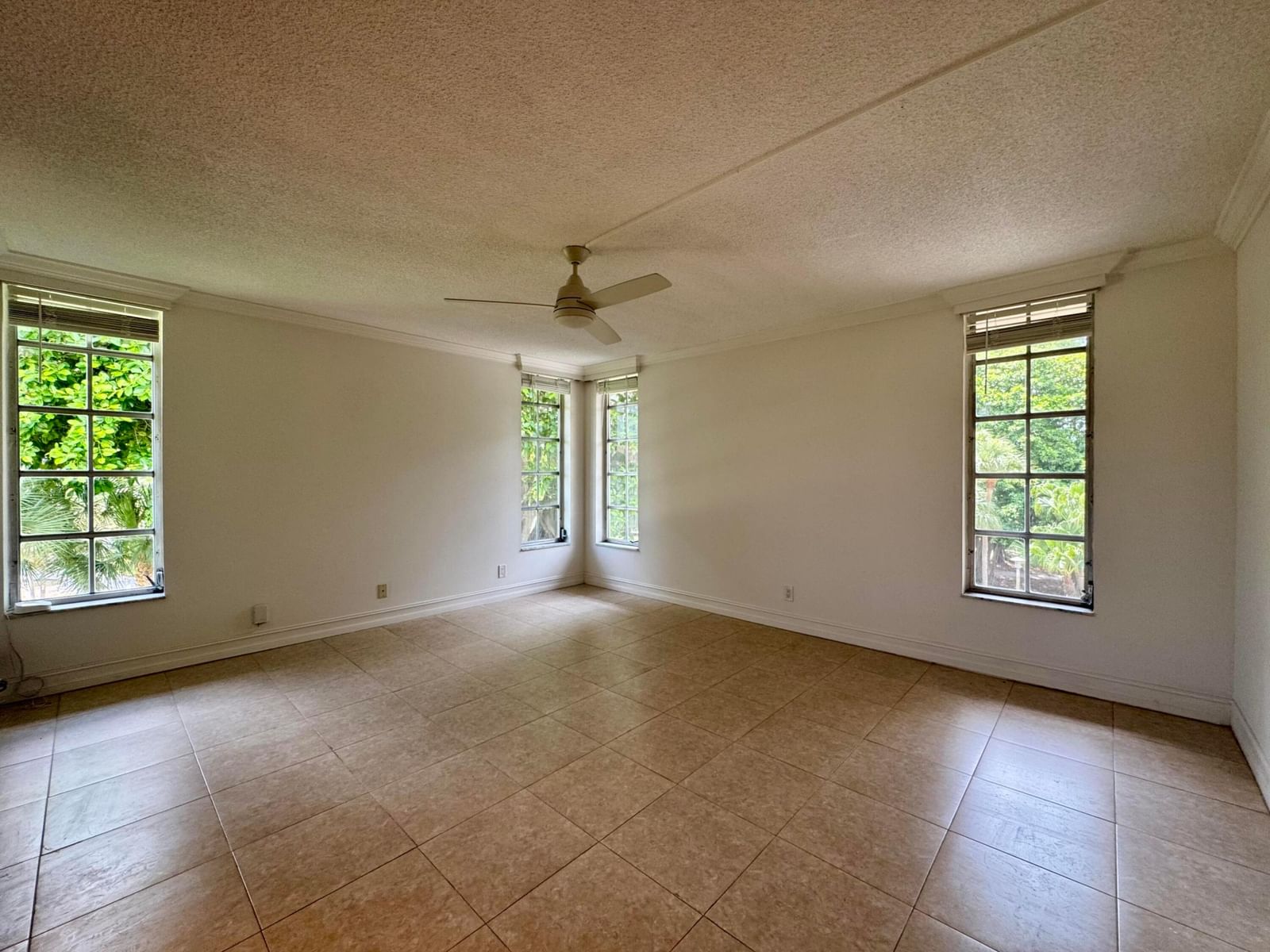 2601 S Course Drive #401, Pompano Beach, FL 33069 photo 5