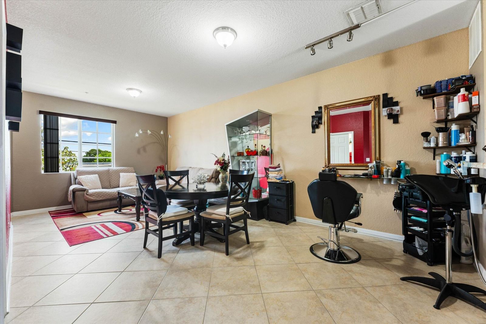 131 NW 2nd Avenue #3, Hallandale, FL 33009 photo 2