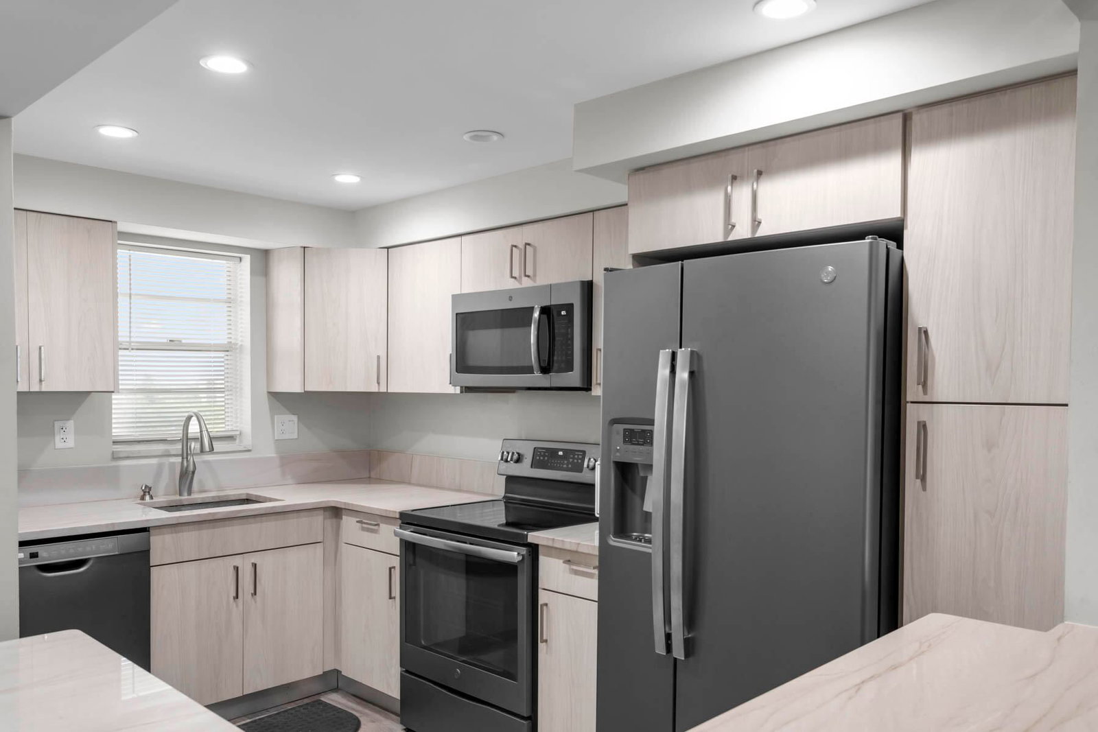 3150 W Rolling Hills Circle #704, Davie, FL 33328 photo 3