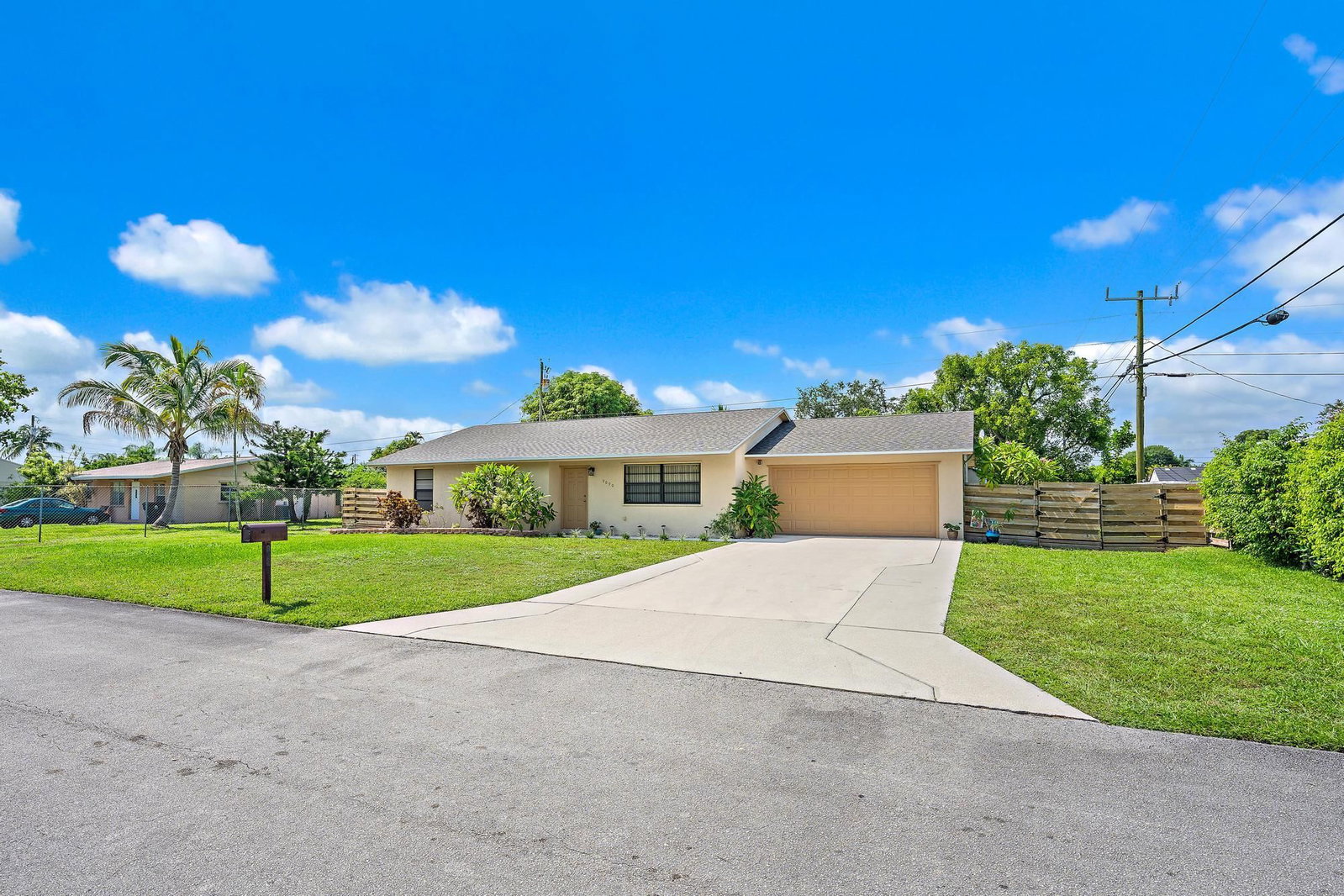 9090 Palladium Place, Lake Worth, FL 33467 photo 3